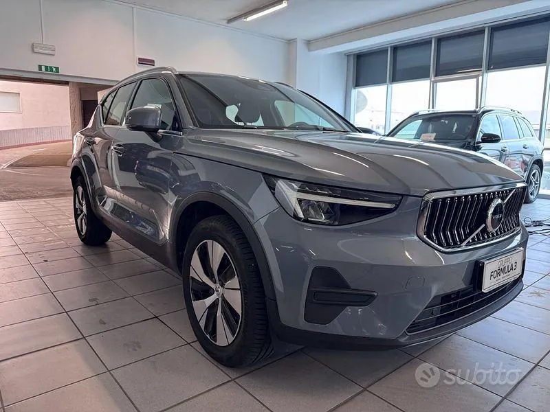 Volvo Xc40 2023 photo 2