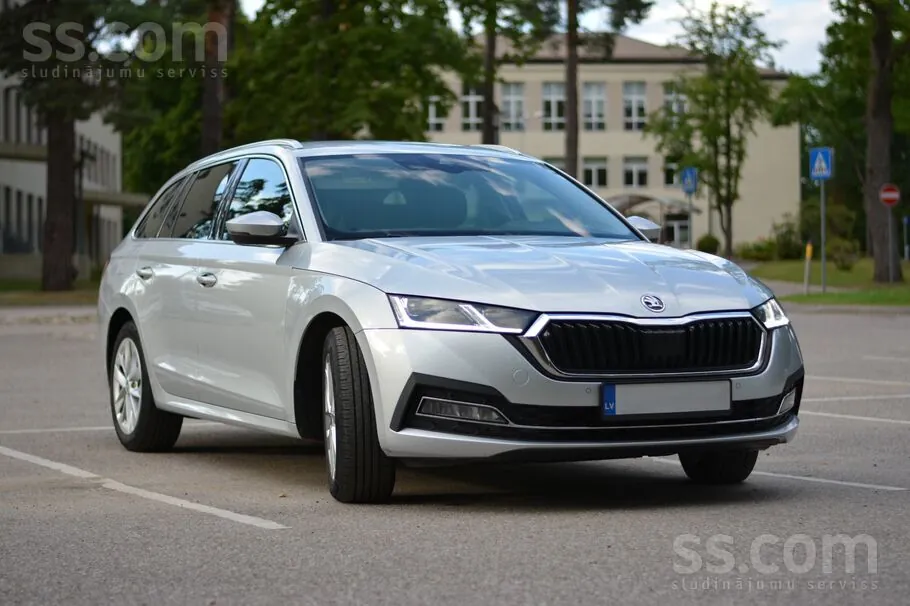 Skoda Octavia 2021 photo 3