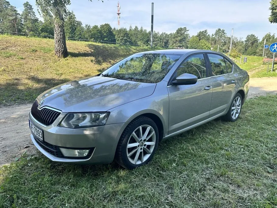 Skoda Octavia 2013 photo 4