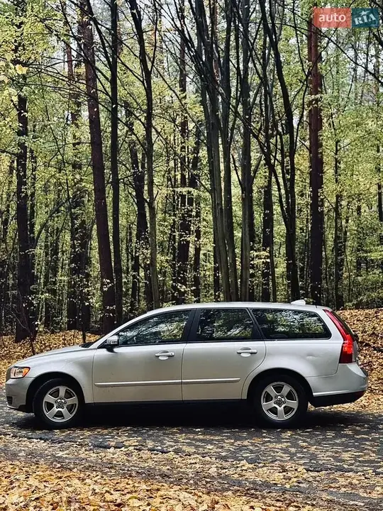 Volvo V50 2008 photo 4