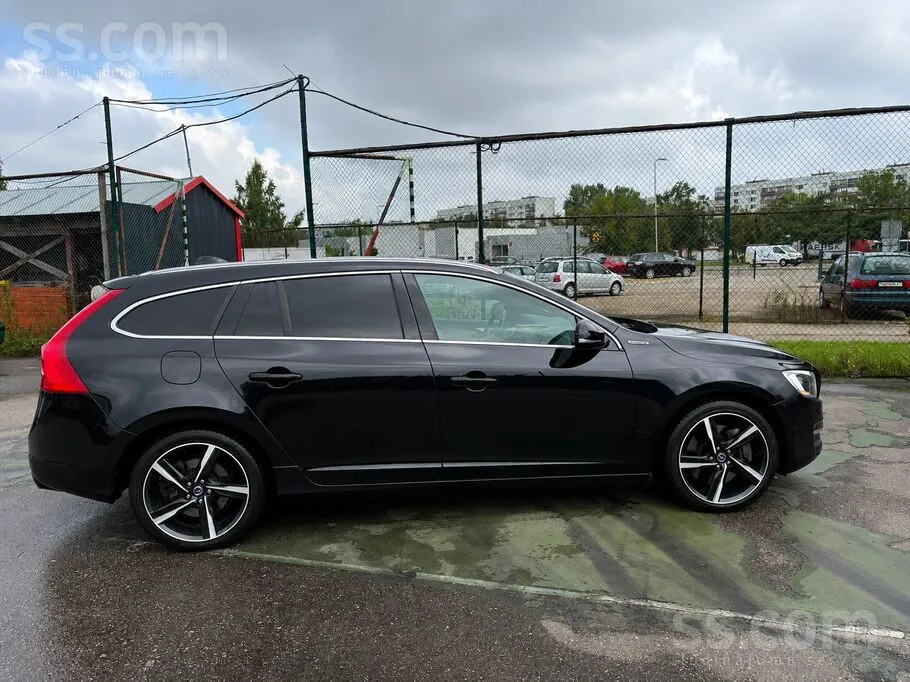 Volvo V60 2013 photo 4
