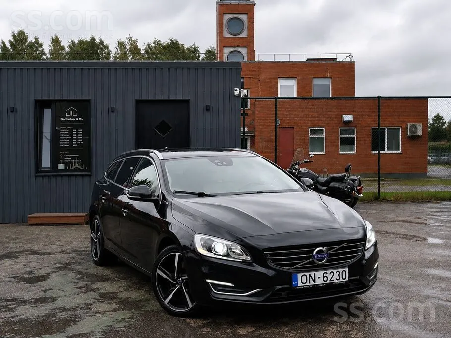 Volvo V60 2013 photo 3