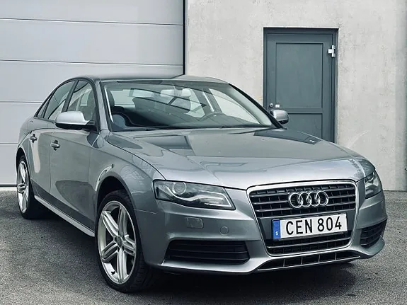 Audi A4 2010 photo 4