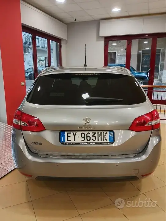 Peugeot 308 2015 photo 5
