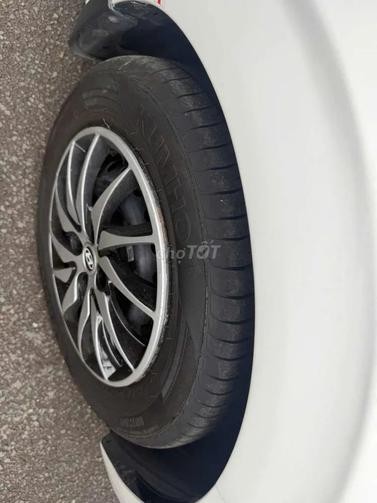 Hyundai I10 2023 photo 3