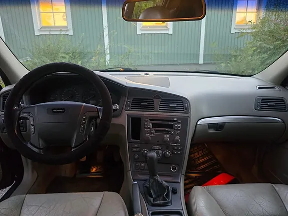 Volvo V70 2002 photo 3