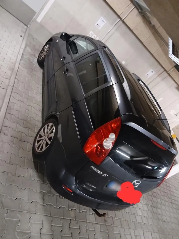Mazda 5