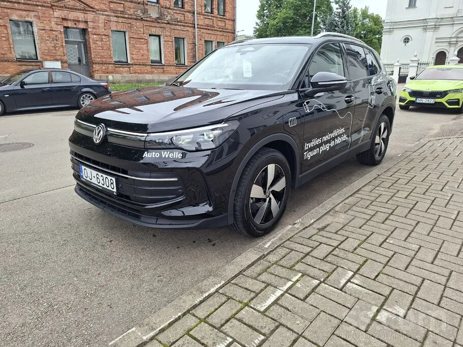 Volkswagen Tiguan 2026 photo 2