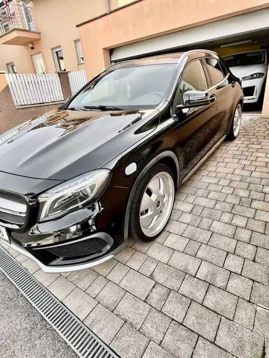 Mercedes-Benz Gla 2014 photo 2