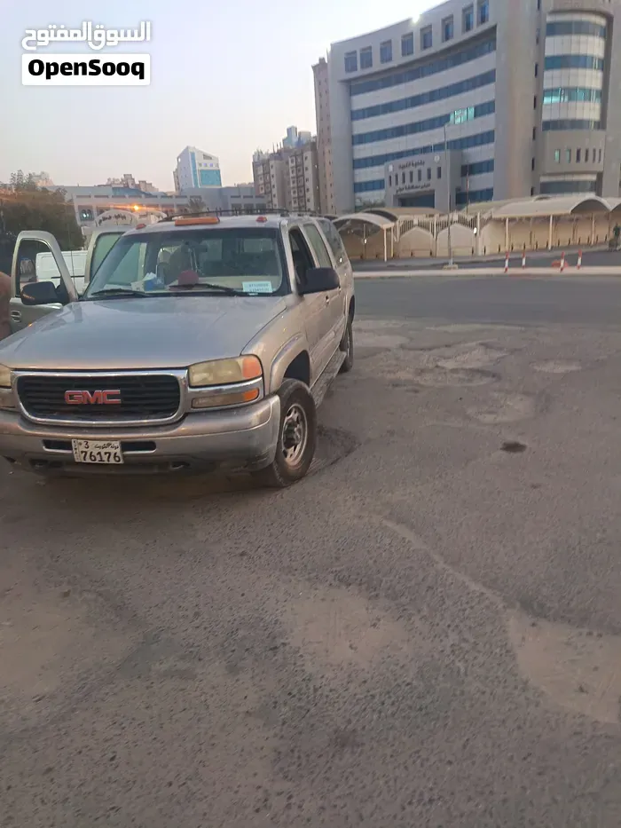 GMC Yukon 2001 photo 3