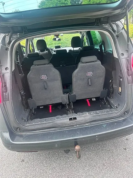 Peugeot 5008 2012 photo 5