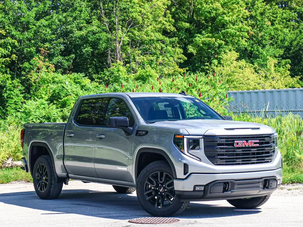 GMC Sierra 1500 2026 photo 2