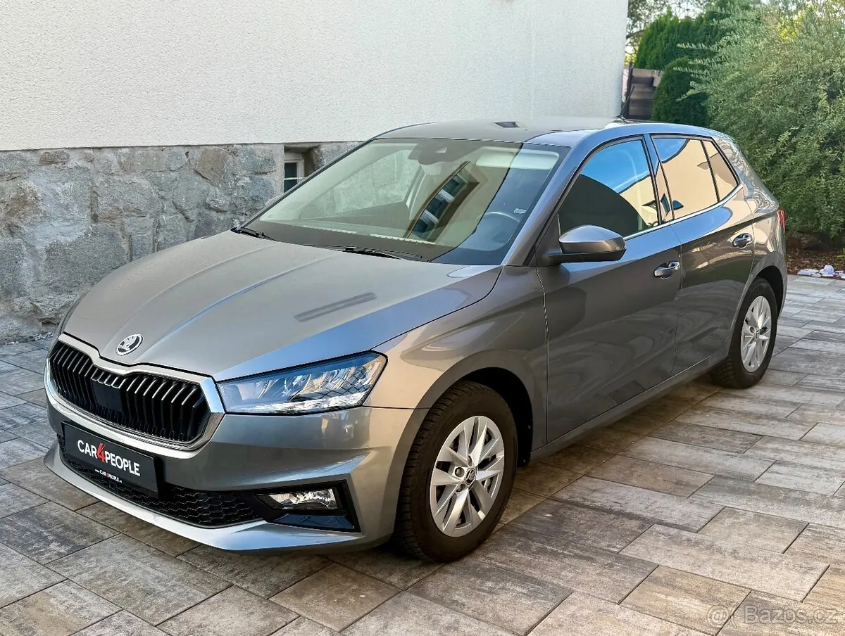 Skoda Fabia 2024 photo 2