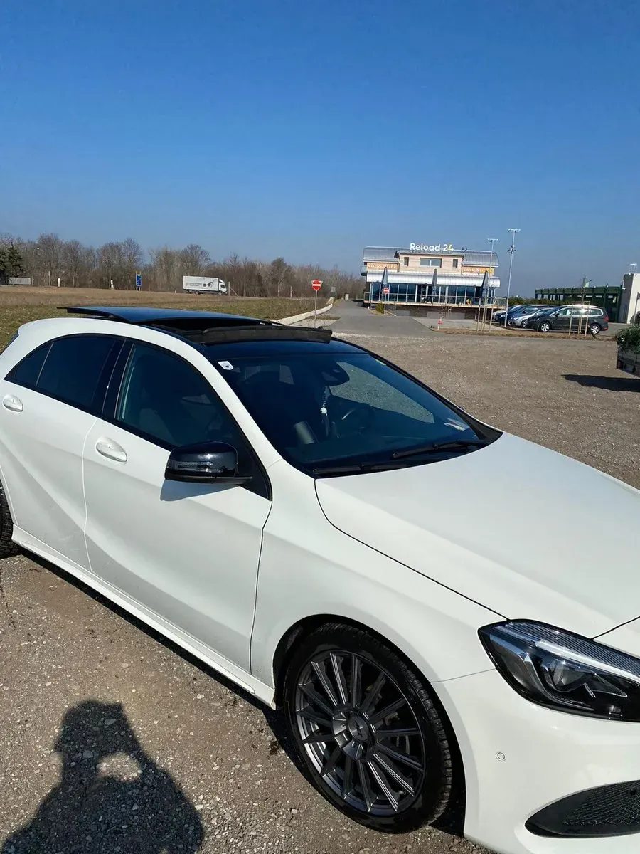Mercedes-Benz A-Class 2016 photo 2