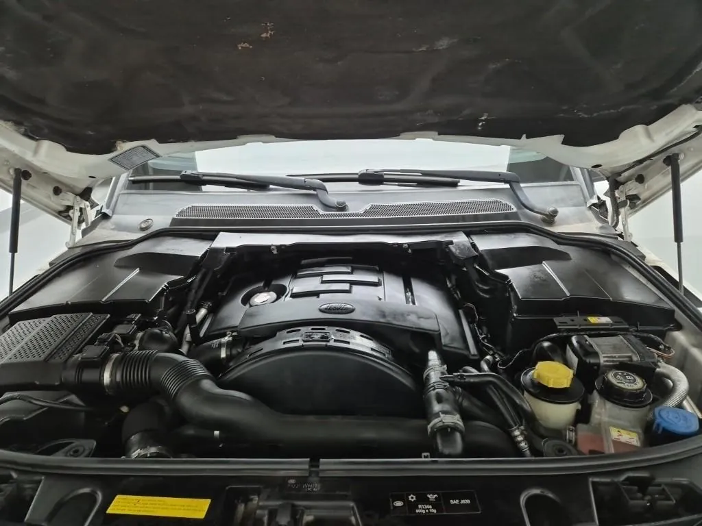 Land Rover Discovery 2016 photo 5