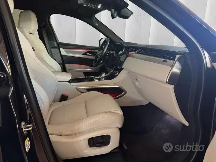 Jaguar F-Pace 2023 photo 3