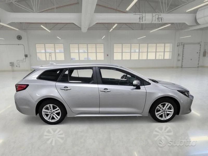 Toyota Corolla 2022 photo 3