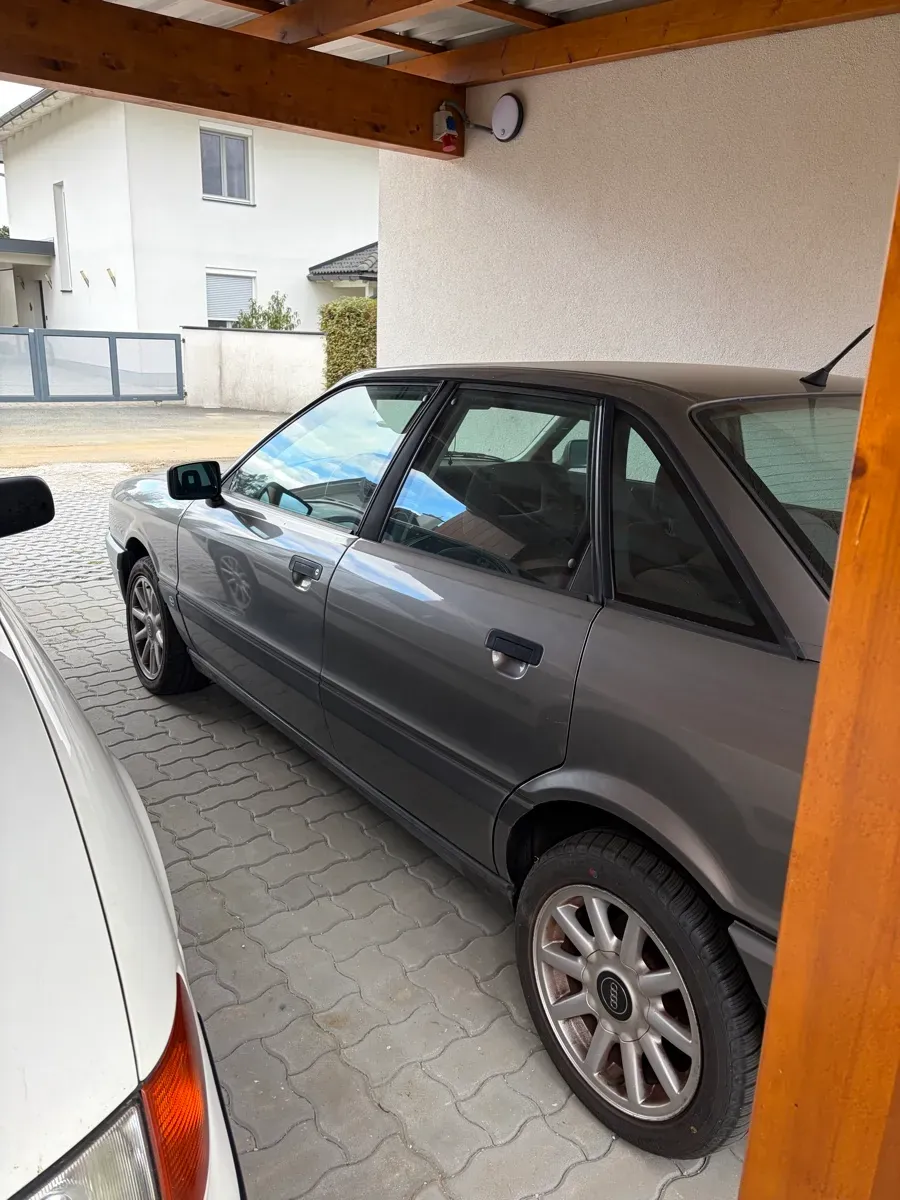 Audi 80 1988 photo 3