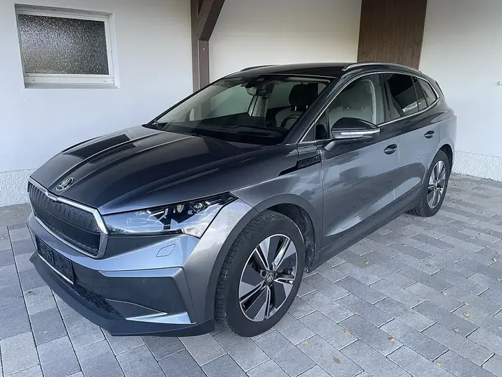Skoda Enyaq 2023 photo 3