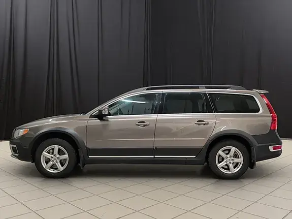 Volvo Xc70 2010 photo 2