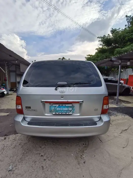 Kia Carnival 2007 photo 4