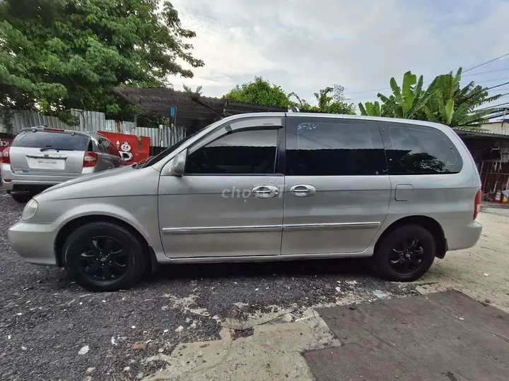 Kia Carnival