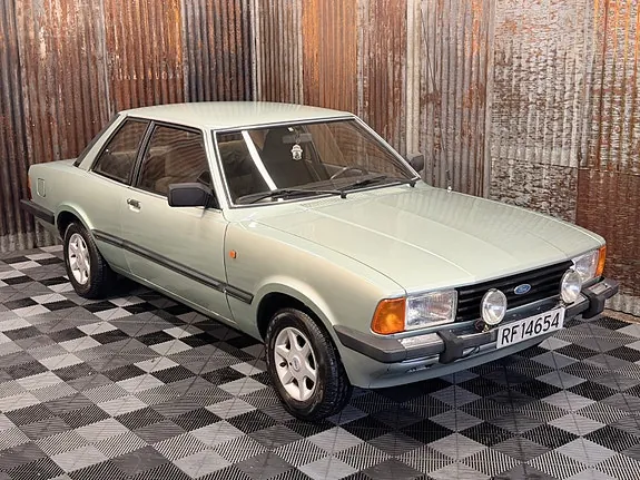 Ford Taunus 1981 photo 2