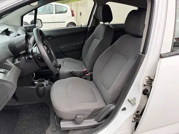 Chevrolet Spark 2011 photo 5