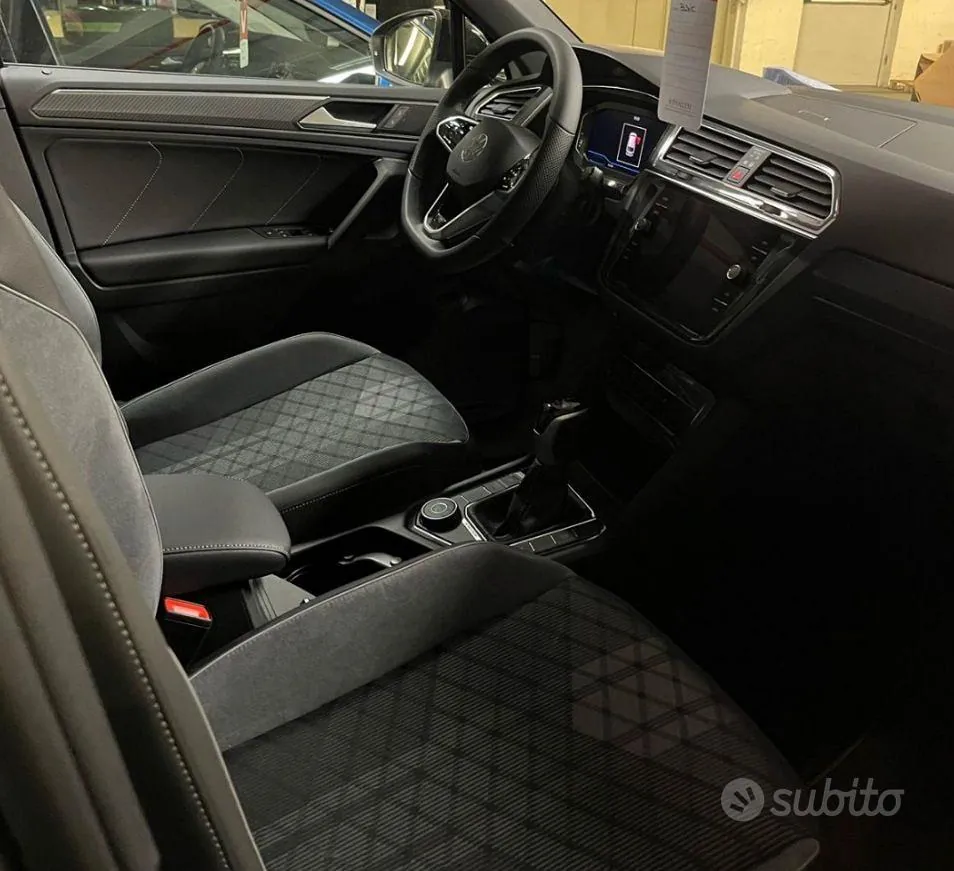Volkswagen Tiguan 2024 photo 3