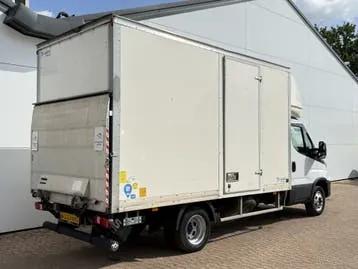 Iveco Daily 2023 photo 3