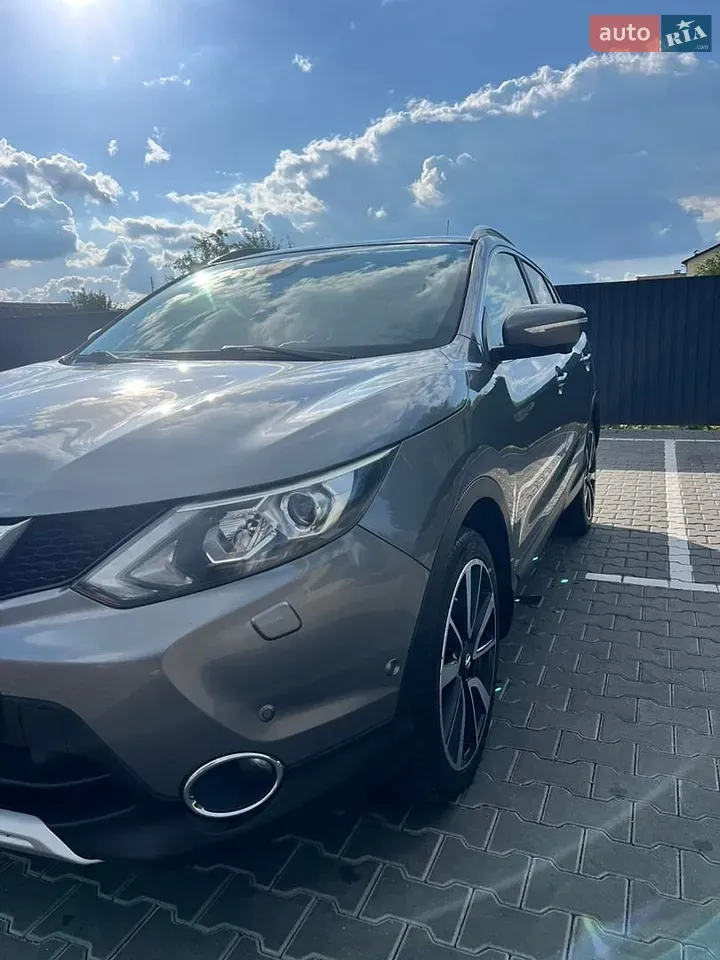Nissan Qashqai 2014 photo 2