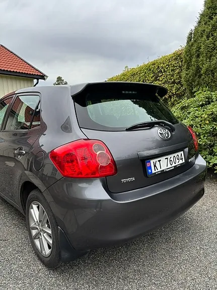 Toyota Auris 2008 photo 4