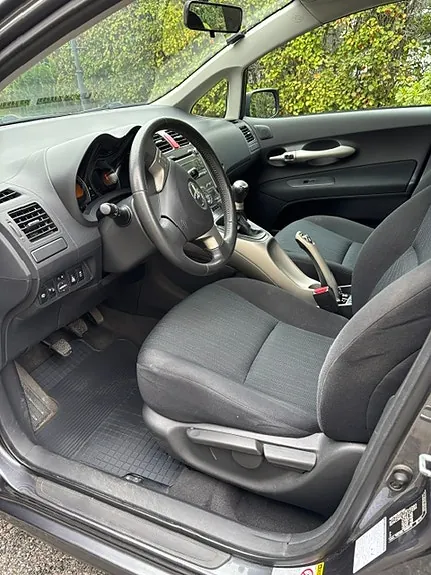 Toyota Auris 2008 photo 5