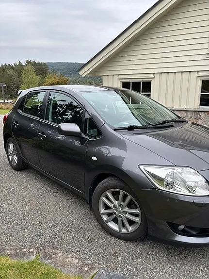 Toyota Auris 2008 photo 3