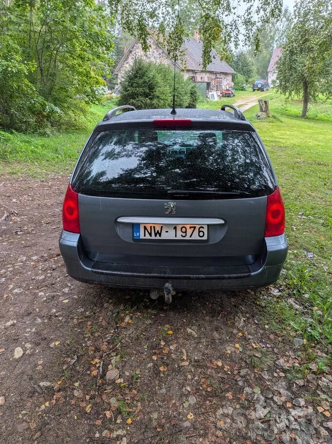 Peugeot 307 2008 photo 4