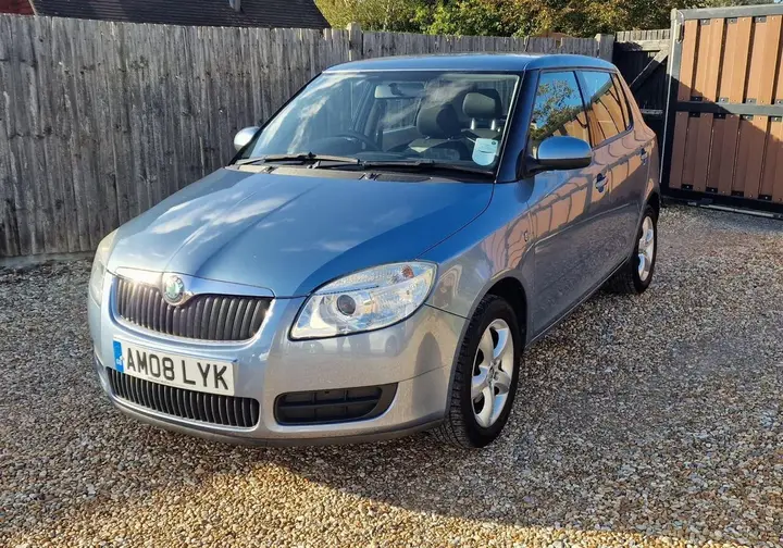 Skoda Fabia 2008 photo 3