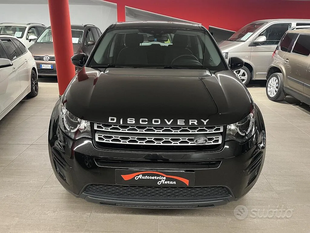 Land Rover Discovery Sport 2017 photo 2