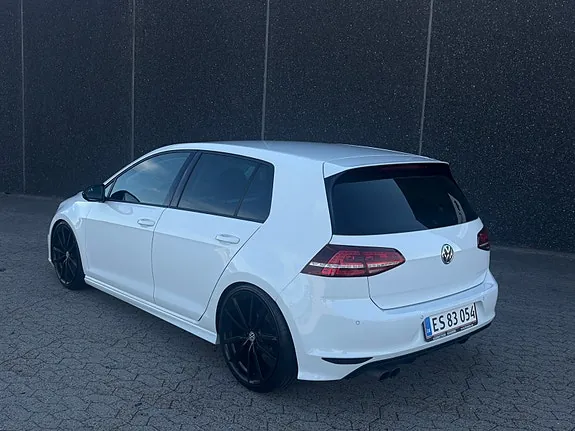 Volkswagen Golf Vii 2016 photo 2