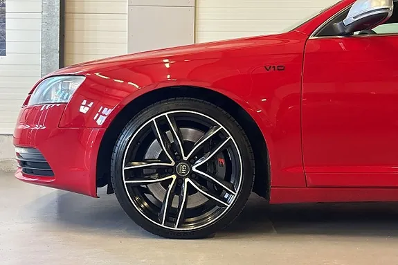 Audi S6 2010 photo 5