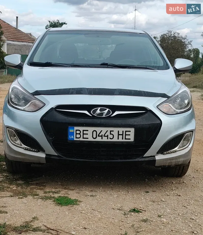 Hyundai Accent