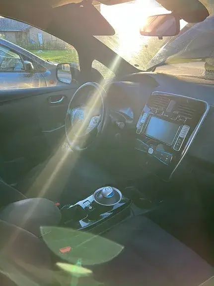 Nissan Leaf 2016 photo 2
