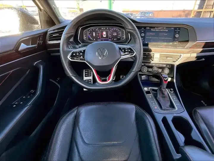 Volkswagen Jetta 2022 photo 5