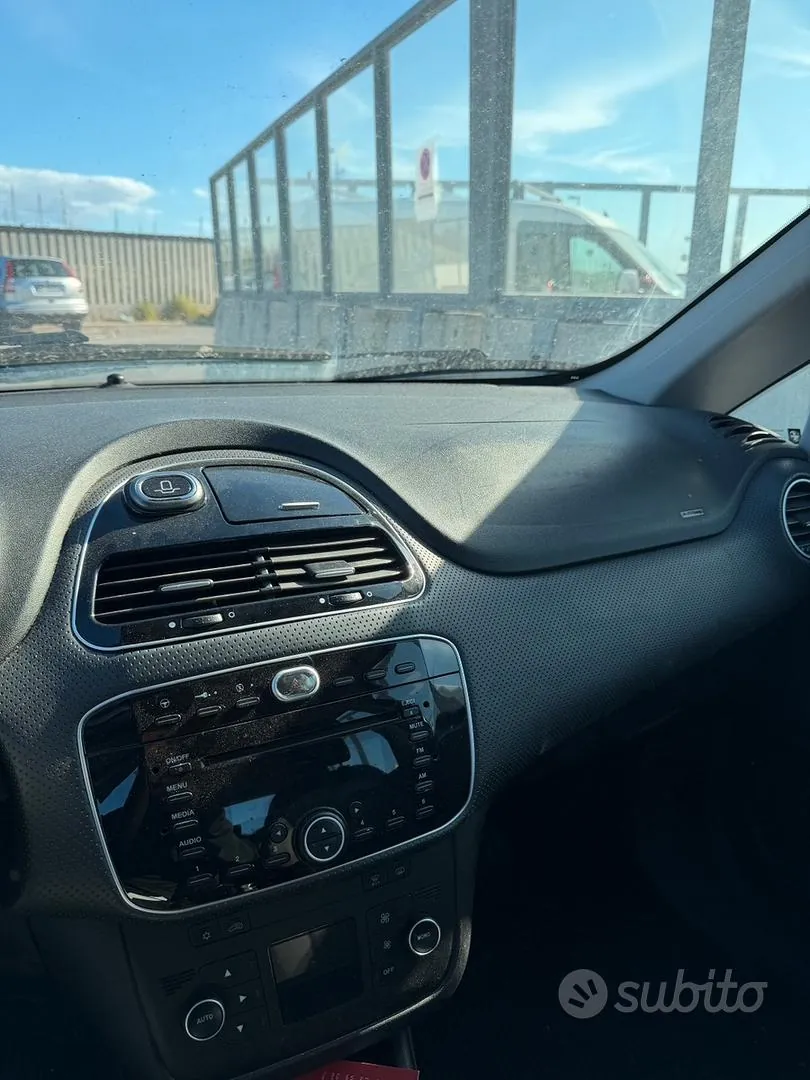 Fiat Punto Evo 2010 photo 5