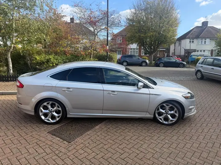 Ford Mondeo 2012 photo 2