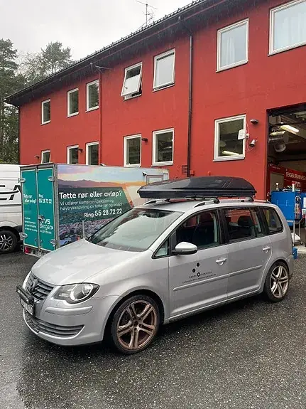 Volkswagen Touran 2009 photo 3