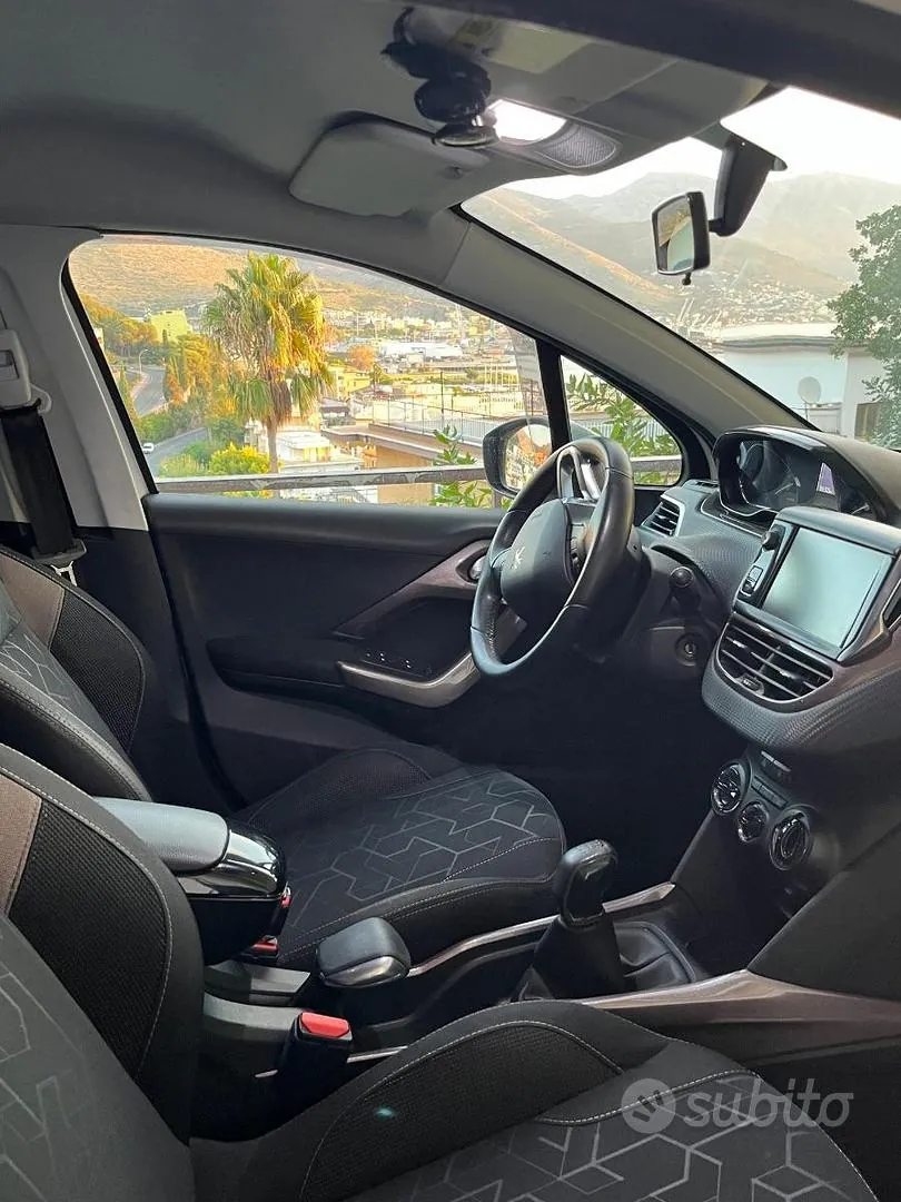 Peugeot 2008 2014 photo 4