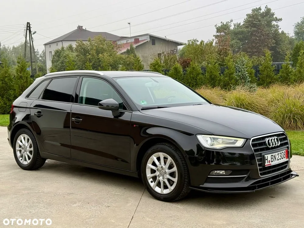 Audi A3 Sportback 2013 photo 2