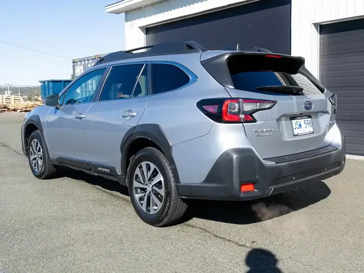 Subaru Outback 2024 photo 4