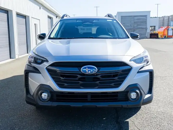 Subaru Outback 2024 photo 2