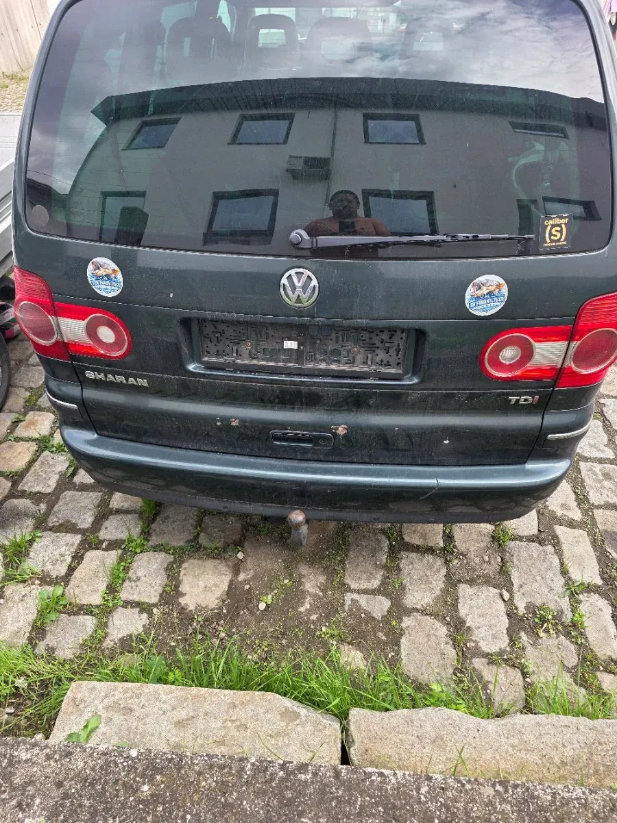 Volkswagen Sharan 2005 photo 3